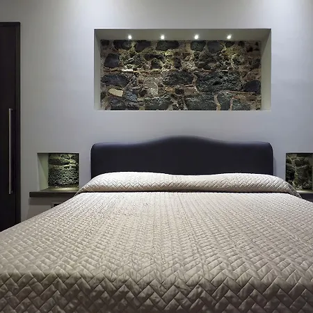 Relais Anfitheatro ベッド・アンド・ブレックファスト カターニア